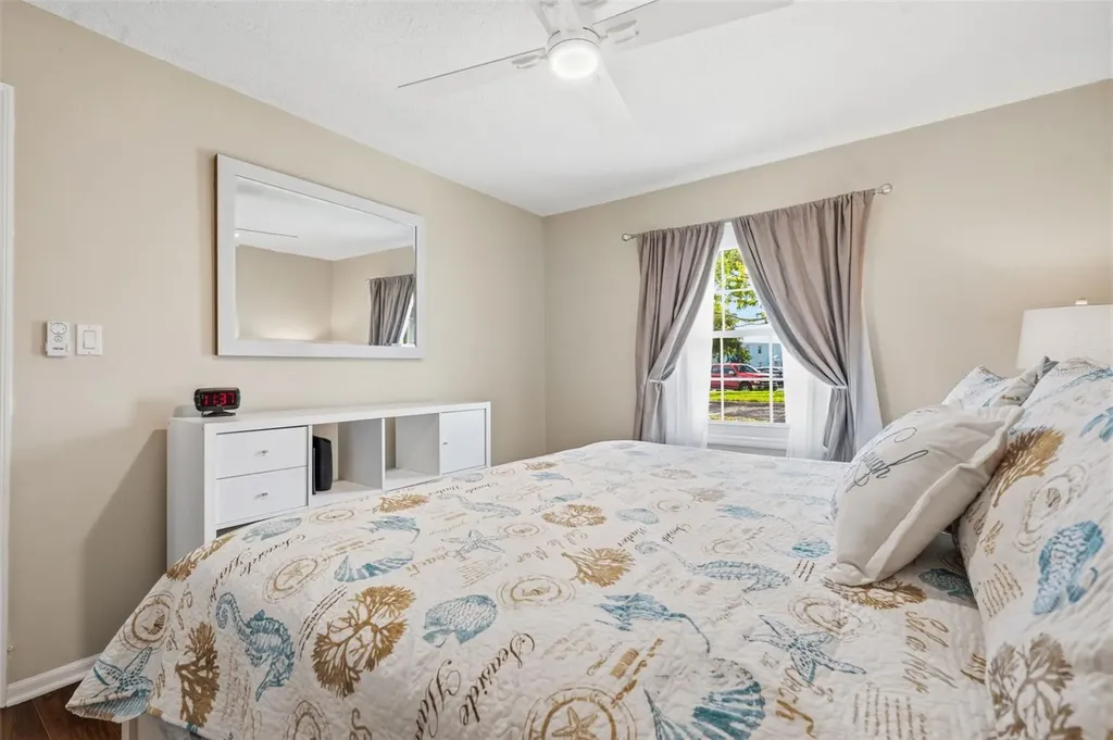 5117 Salmon Drive SE St Petersburg FL 33705