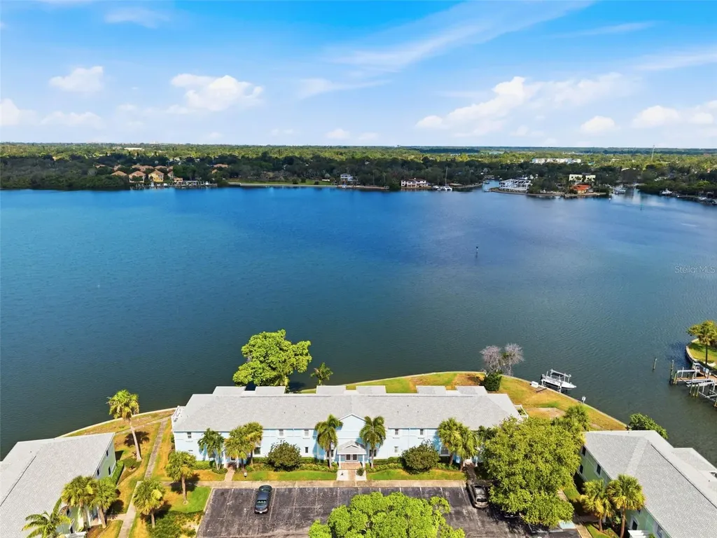 5117 Salmon Drive SE St Petersburg FL 33705