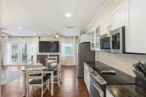 5117 Salmon Drive SE St Petersburg FL 33705
