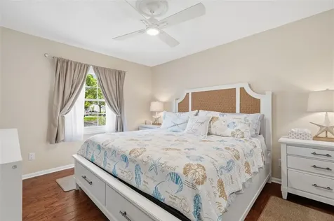 5117 Salmon Drive SE St Petersburg FL 33705