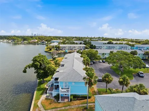 5117 Salmon Drive SE St Petersburg FL 33705