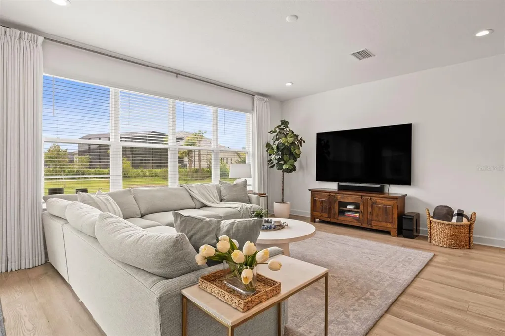 3541 Great Banyan Way Wesley Chapel FL 33543