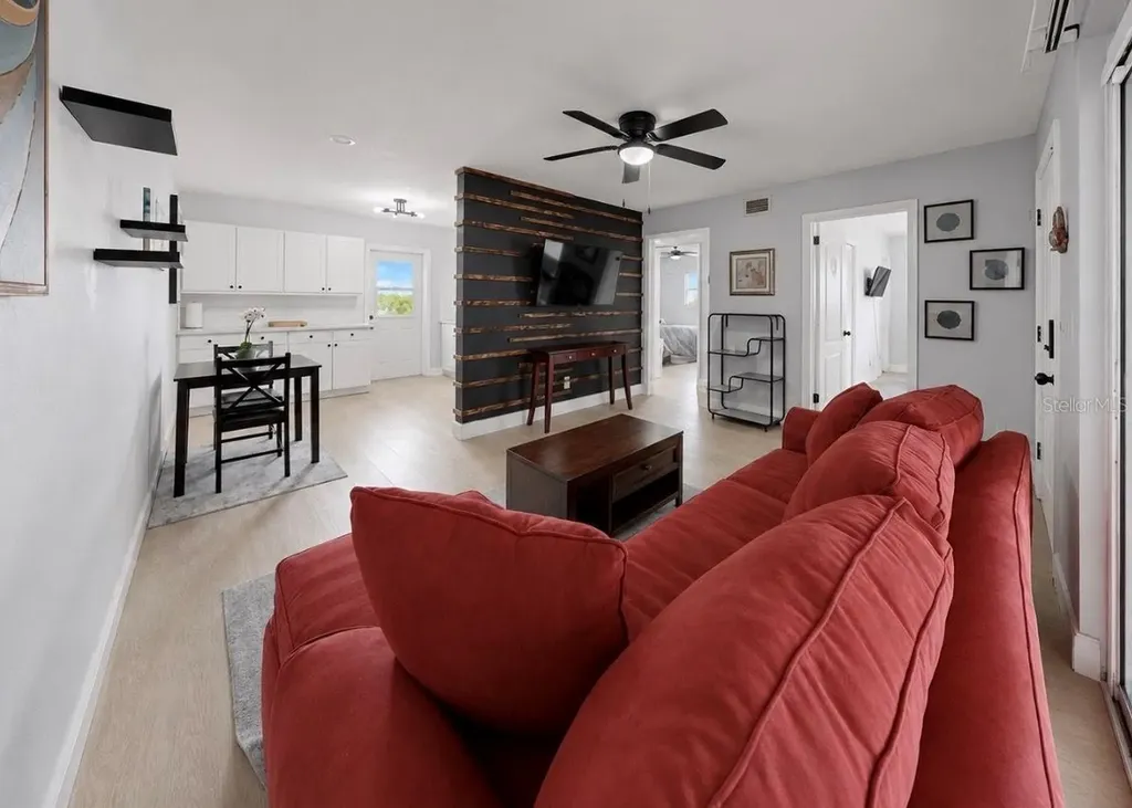 4933 Victoria Drive Cape Coral FL 33904