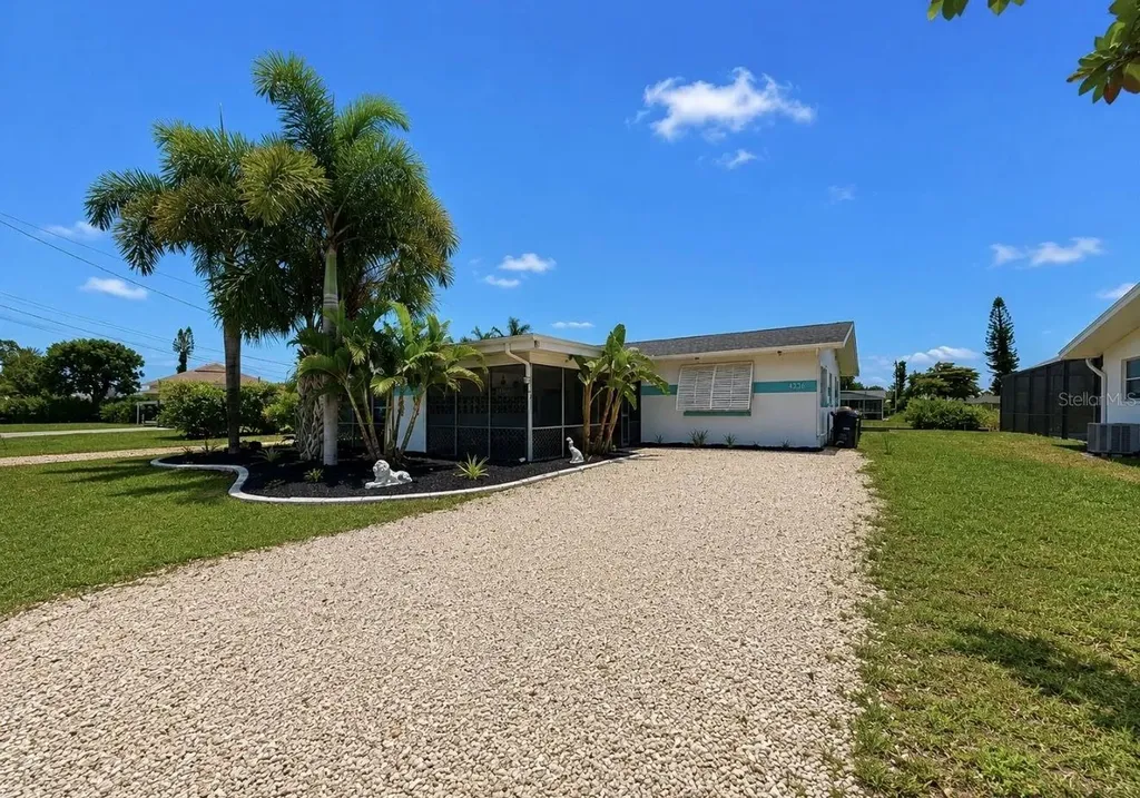 4933 Victoria Drive Cape Coral FL 33904