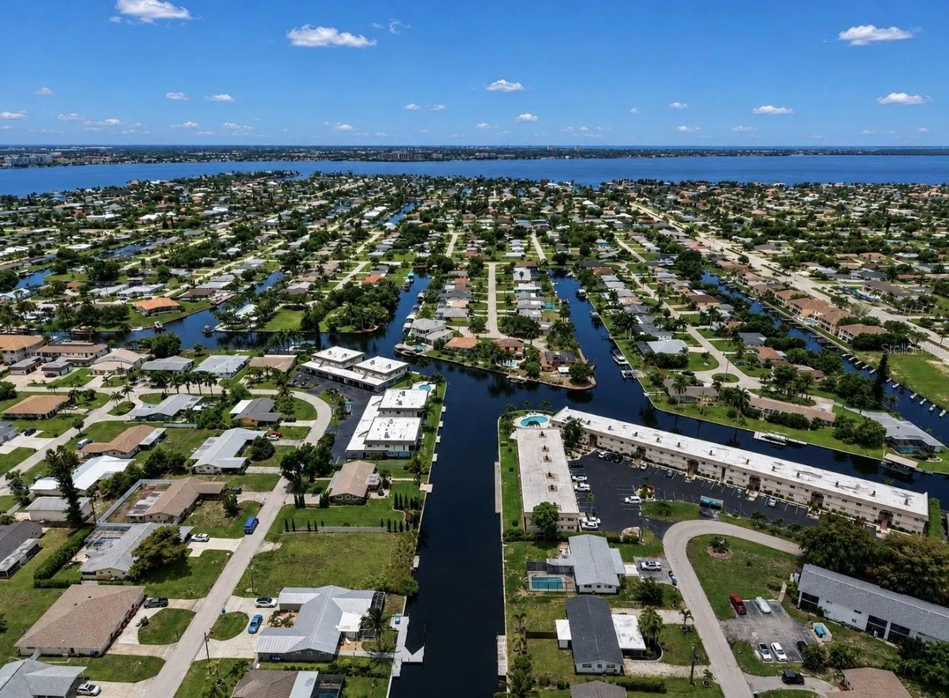 4933 Victoria Drive Cape Coral FL 33904