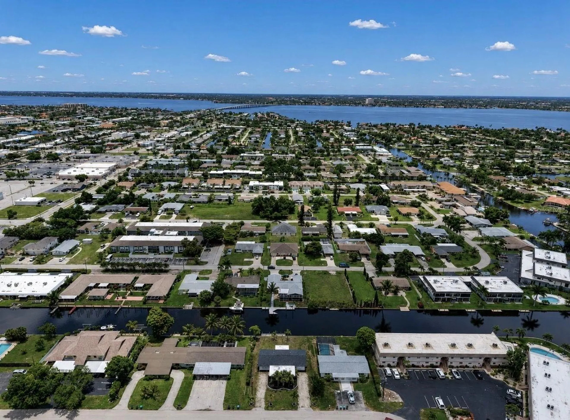 4933 Victoria Drive Cape Coral FL 33904