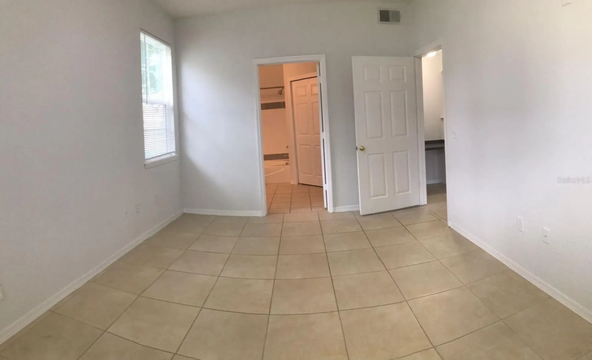 6627 Queens Borough Avenue Orlando FL 32835