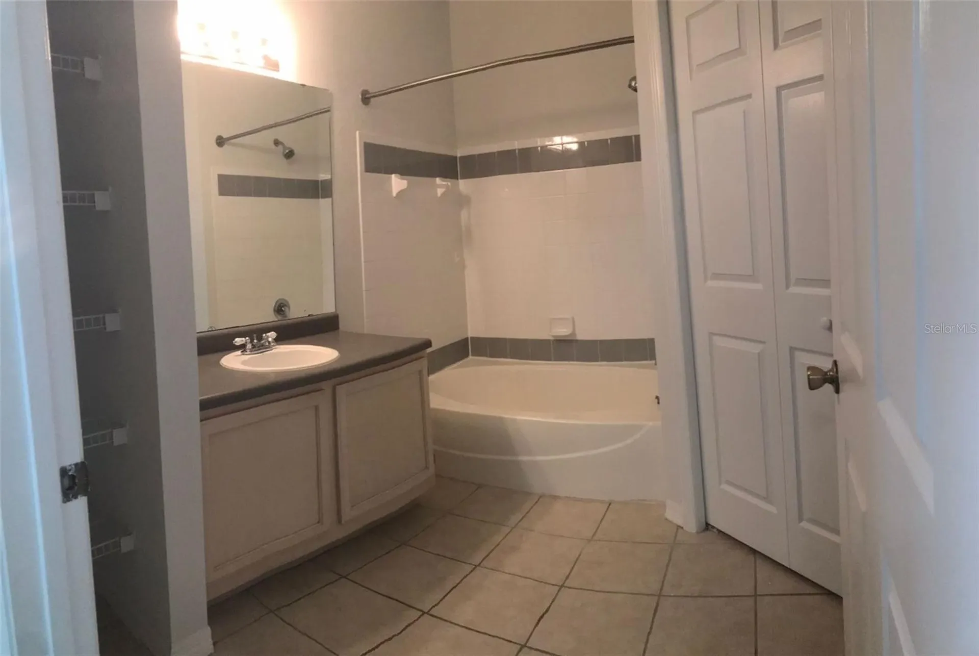 6627 Queens Borough Avenue Orlando FL 32835