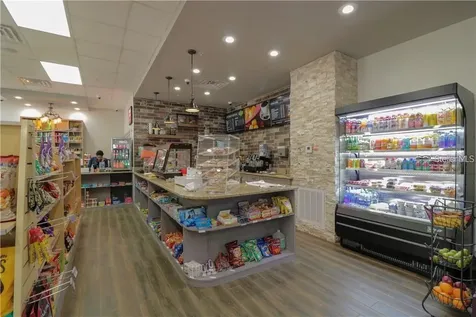 6627 Queens Borough Avenue Orlando FL 32835
