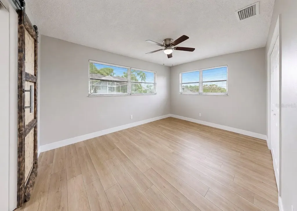 1729 Bikini Court Cape Coral FL 33904