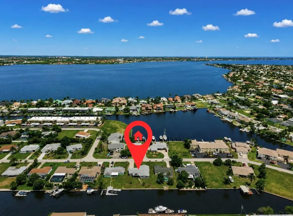 1729 Bikini Court Cape Coral FL 33904
