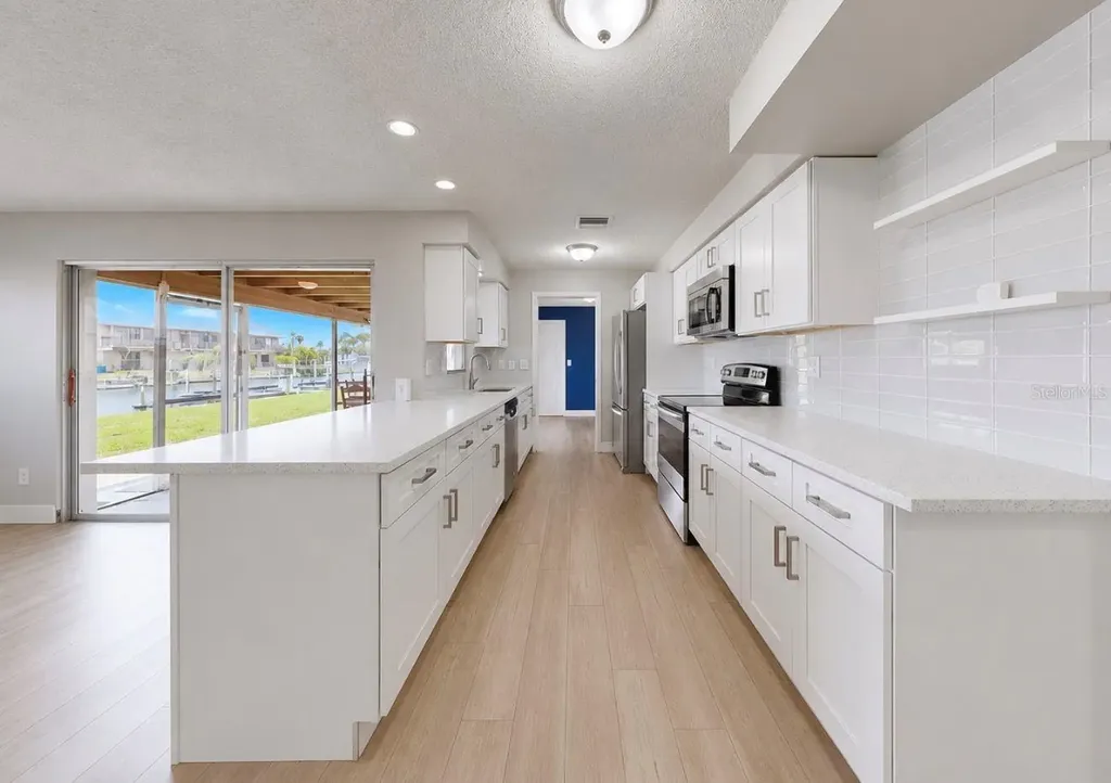 1729 Bikini Court Cape Coral FL 33904