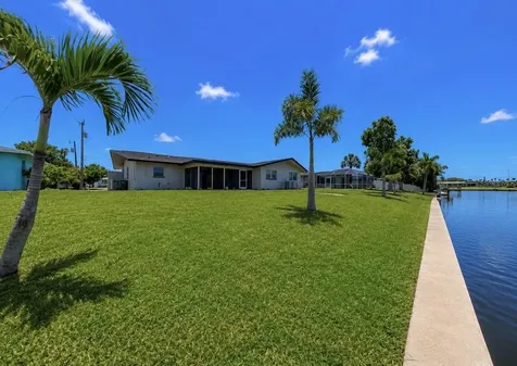 1729 Bikini Court Cape Coral FL 33904