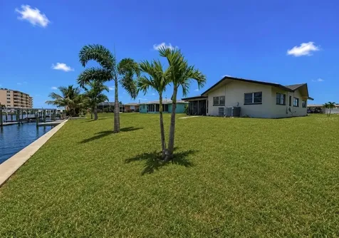 1729 Bikini Court Cape Coral FL 33904