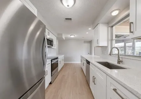1729 Bikini Court Cape Coral FL 33904