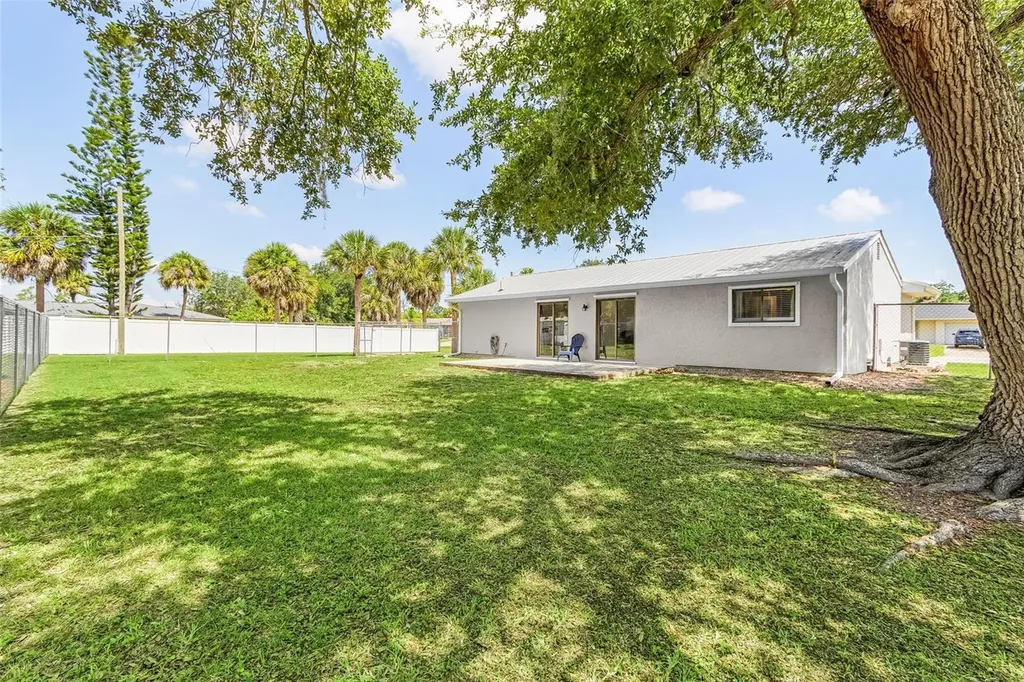 943 W Tarpon Boulevard NW Port Charlotte FL 33952