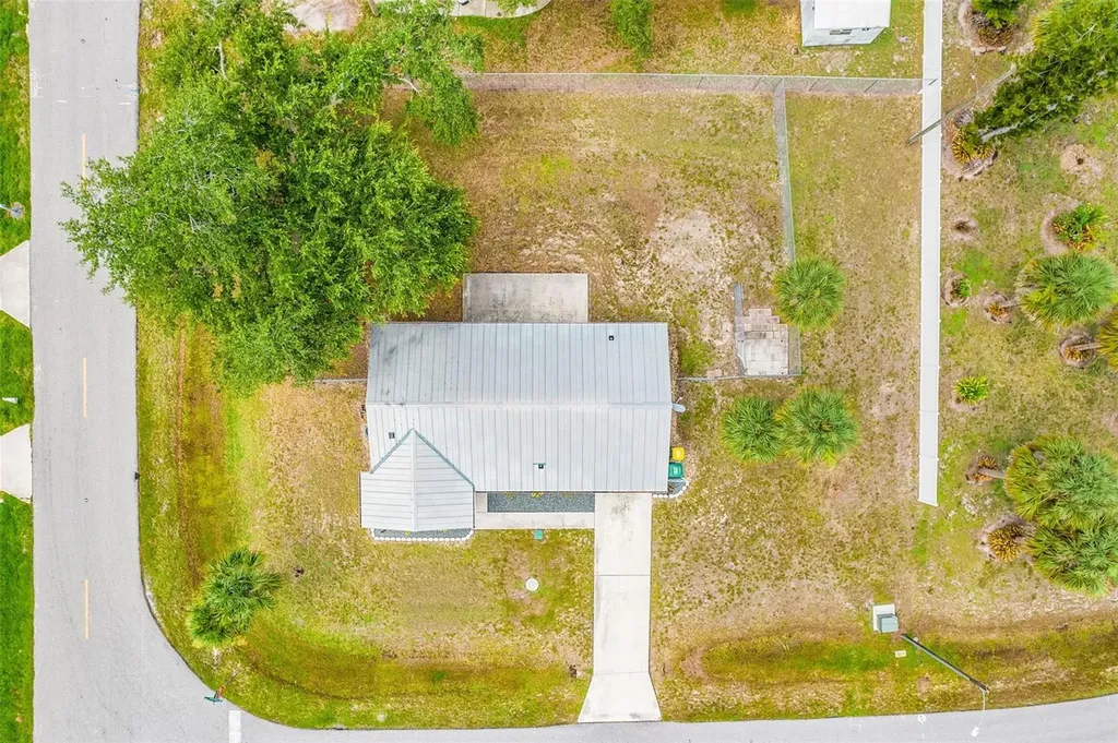 943 W Tarpon Boulevard NW Port Charlotte FL 33952