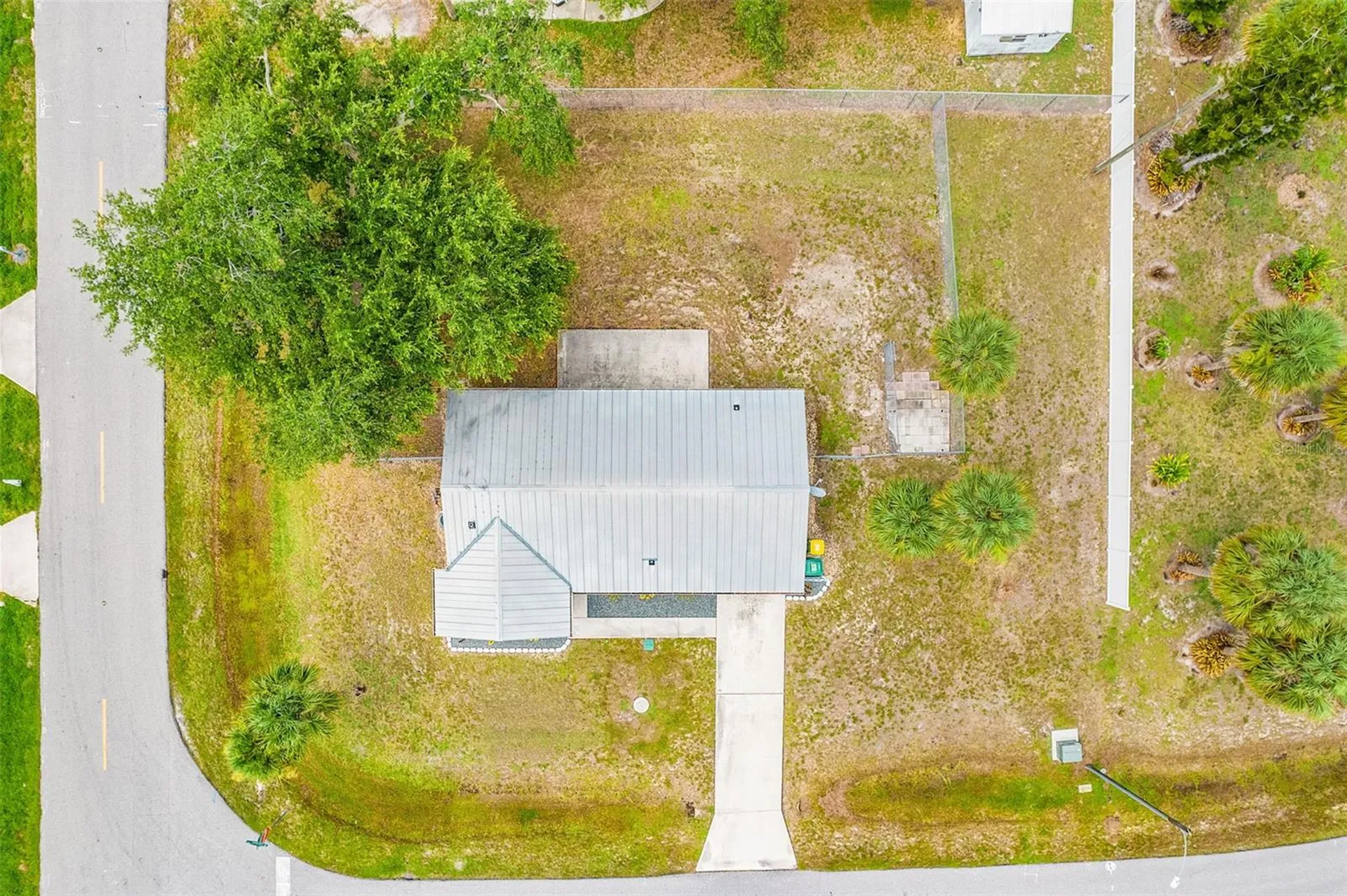 943 W Tarpon Boulevard NW Port Charlotte FL 33952