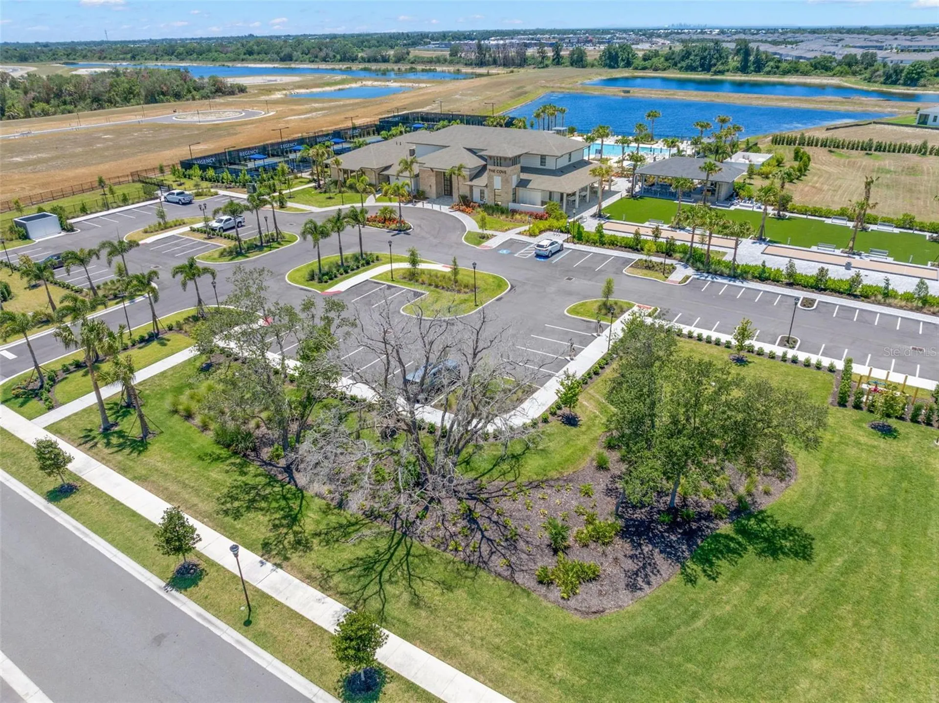 5828 Windbreak Court Apollo Beach FL 33572