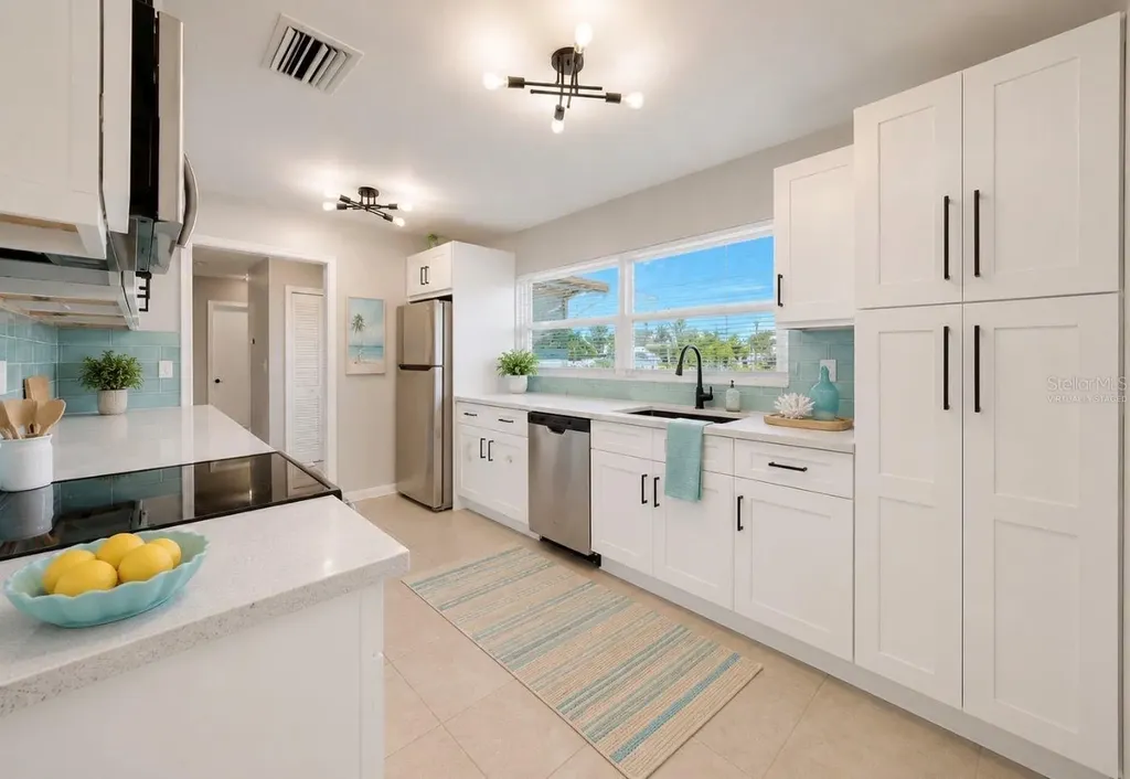 1725 Bikini Court Cape Coral FL 33904
