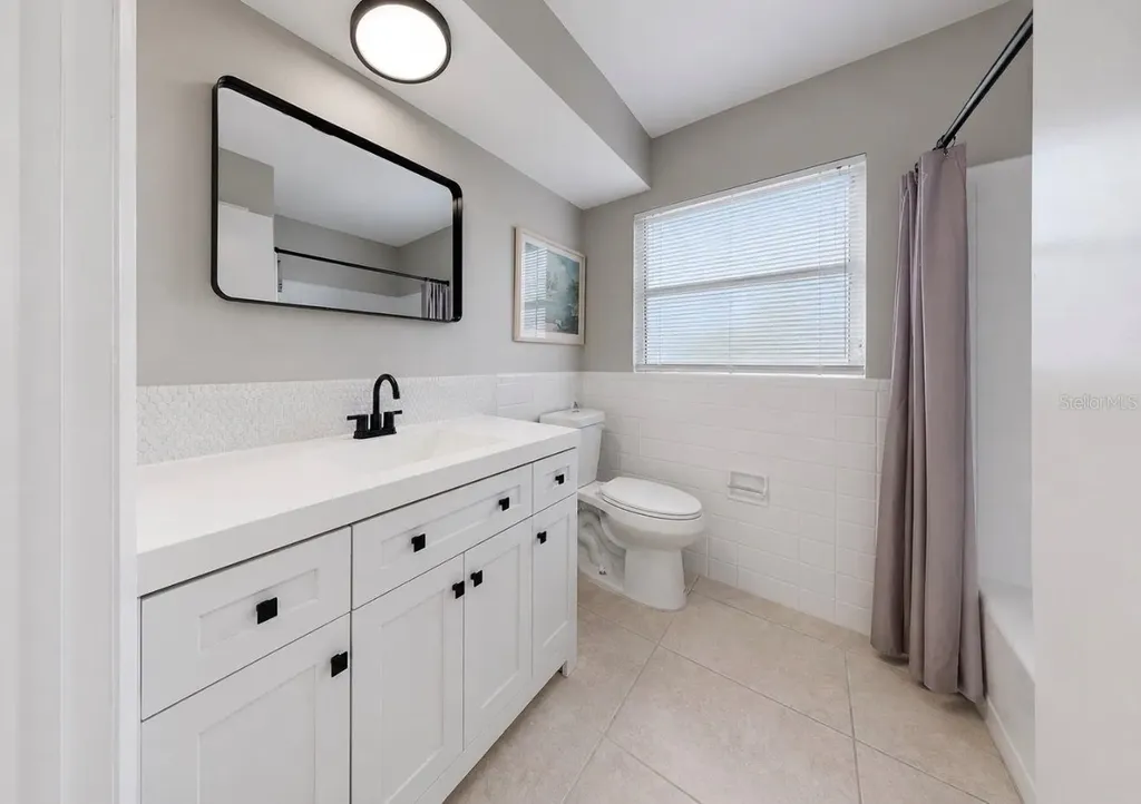 1725 Bikini Court Cape Coral FL 33904
