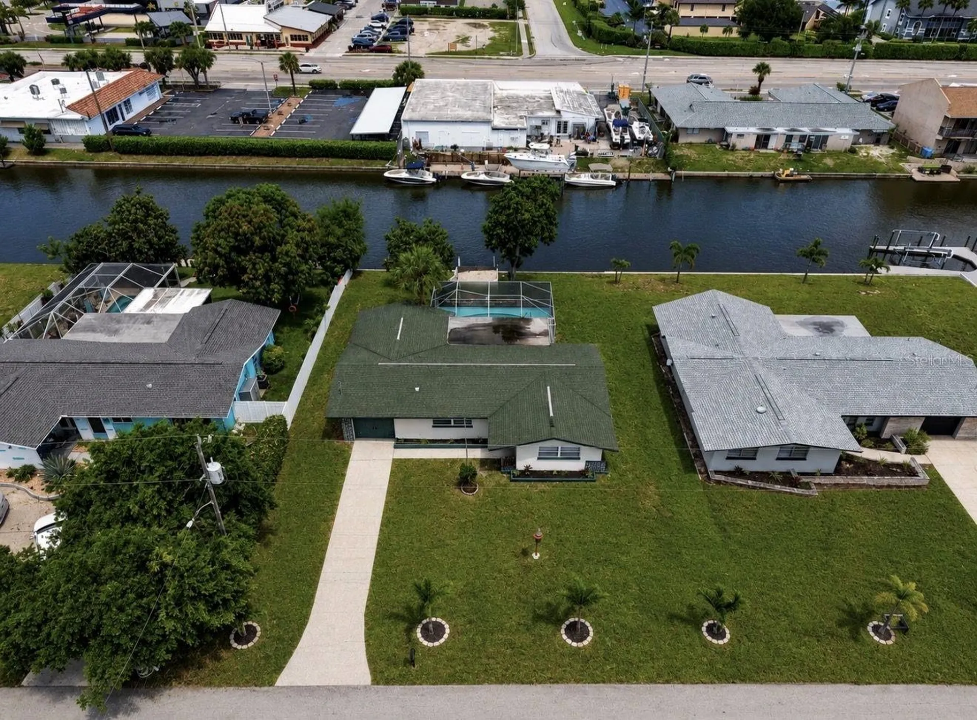 1725 Bikini Court Cape Coral FL 33904