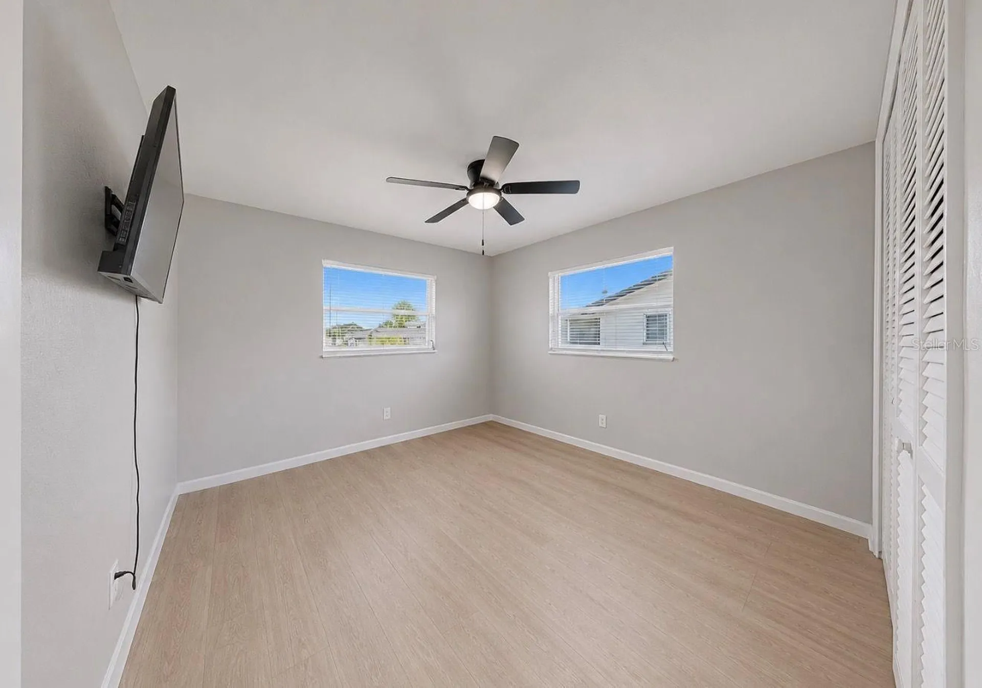 1725 Bikini Court Cape Coral FL 33904
