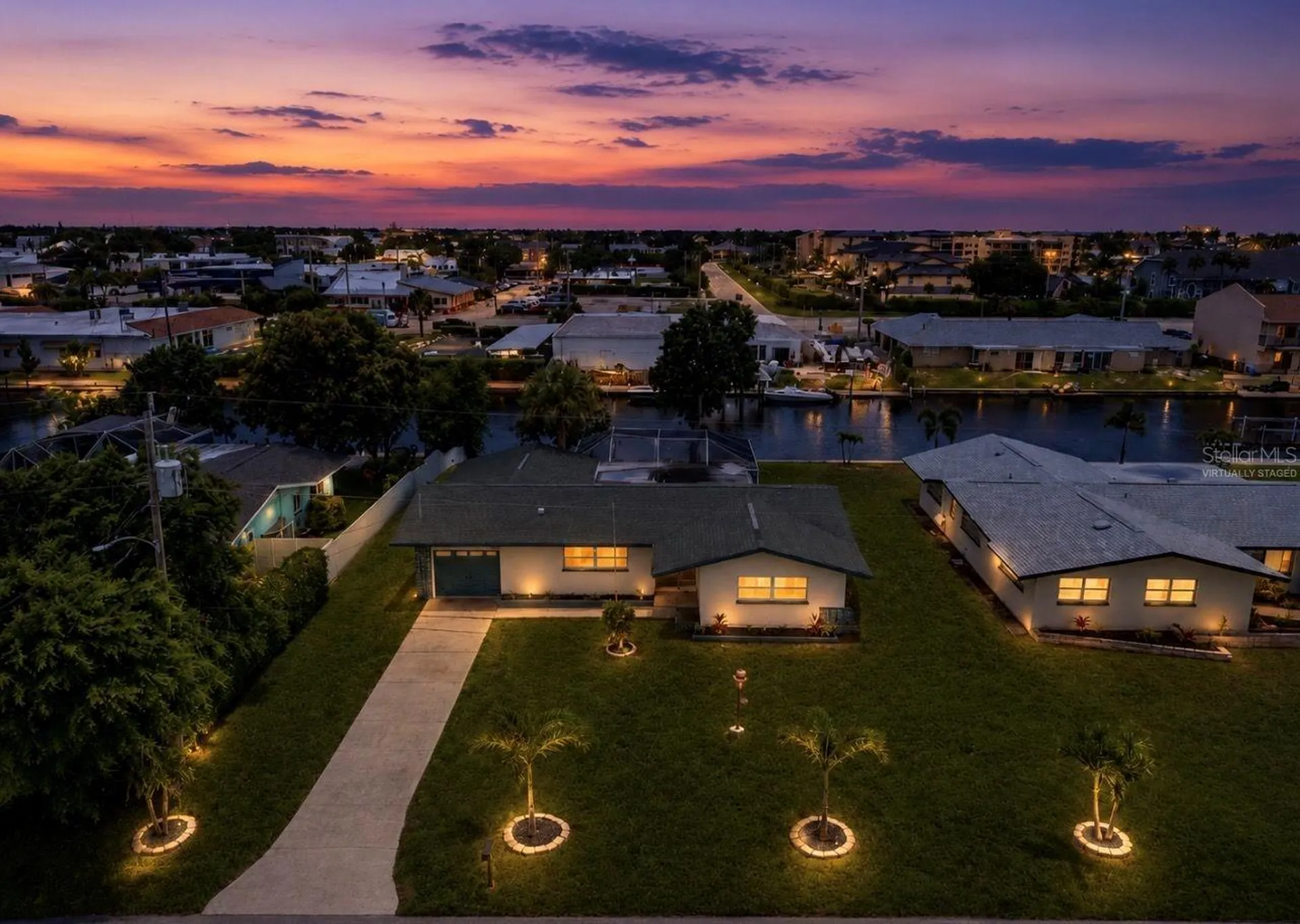 1725 Bikini Court Cape Coral FL 33904