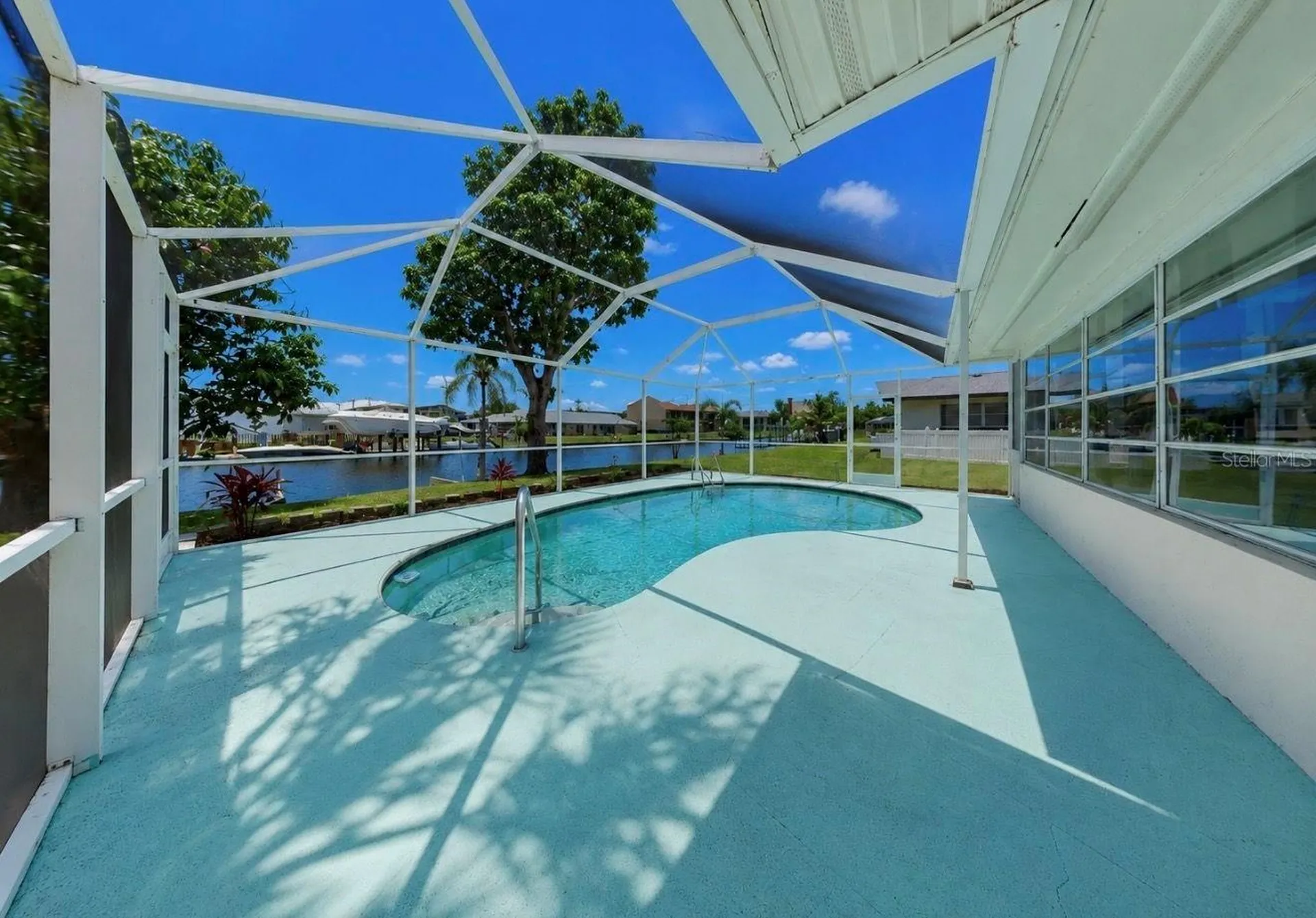 1725 Bikini Court Cape Coral FL 33904