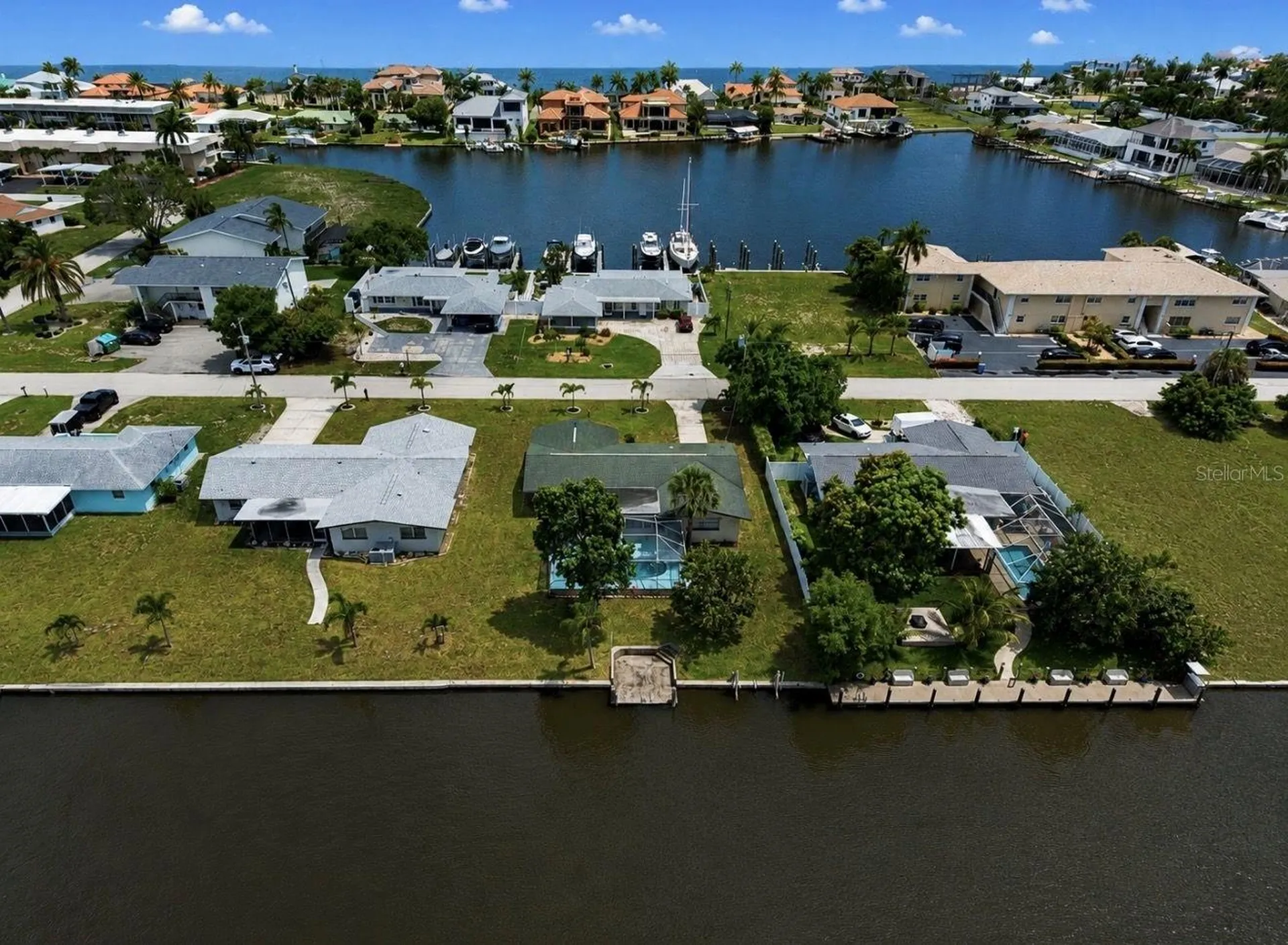 1725 Bikini Court Cape Coral FL 33904