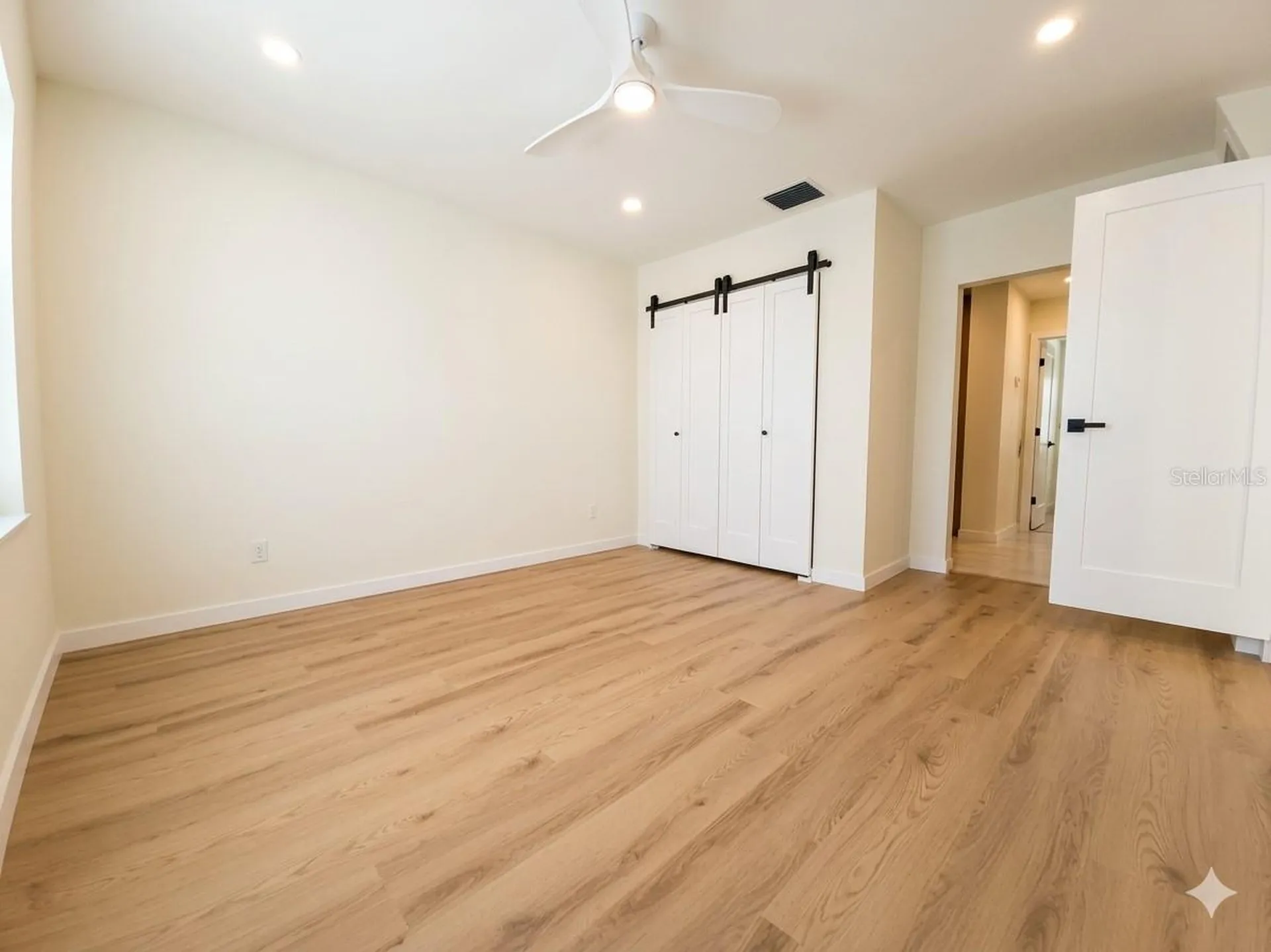 8120 7th Street N St Petersburg FL 33702