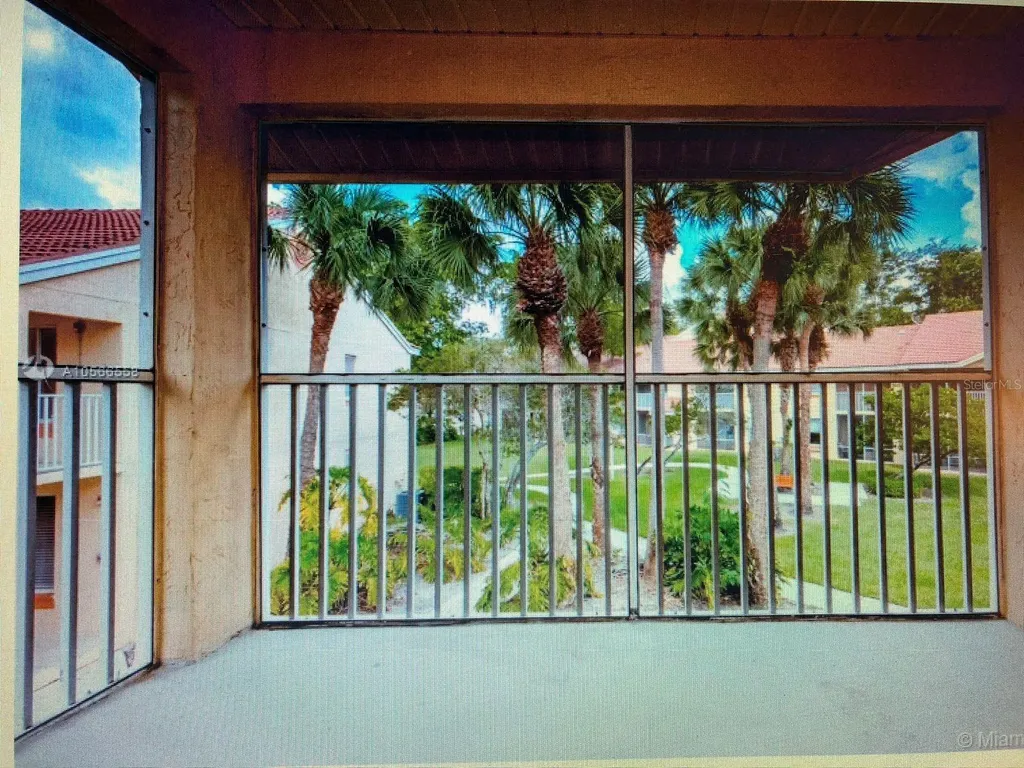 1040 Coral Springs Club Coral Springs FL 33071