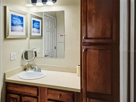 247 Los Prados Drive Safety Harbor FL 34695