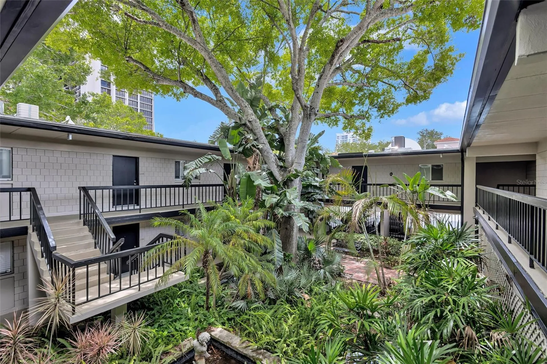 3232 S Macdill Avenue Tampa FL 33629