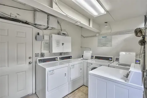 3232 S Macdill Avenue Tampa FL 33629