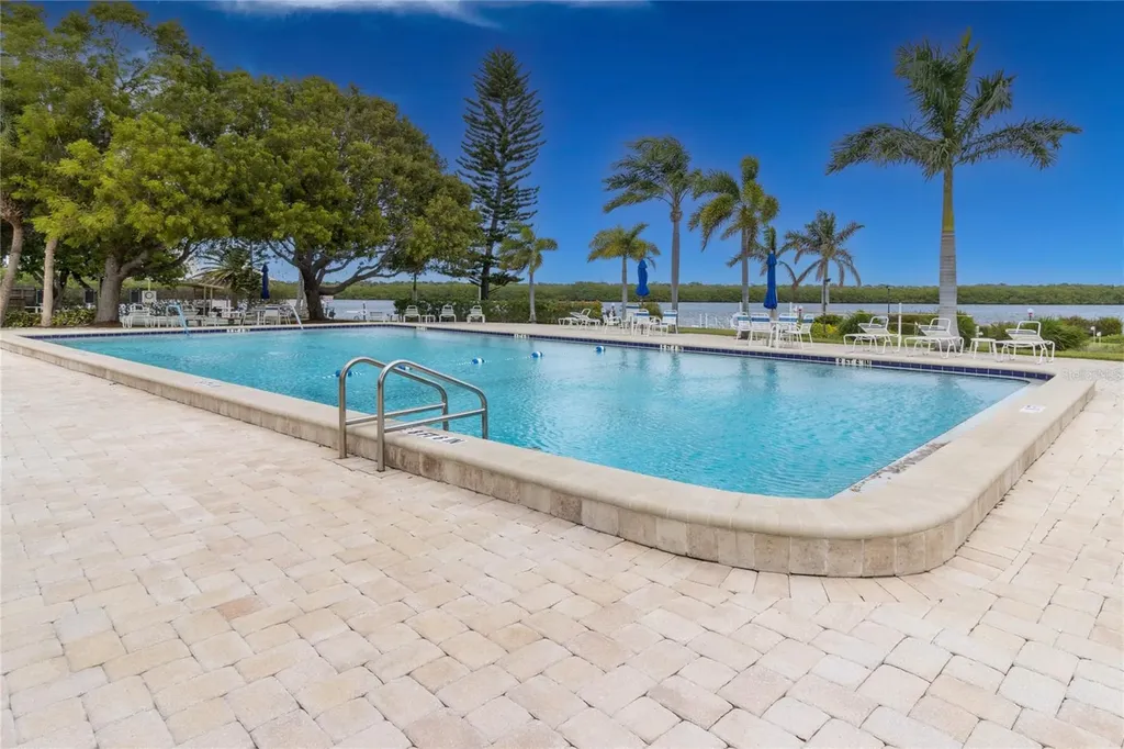 4340 Falmouth Drive Longboat Key FL 34228