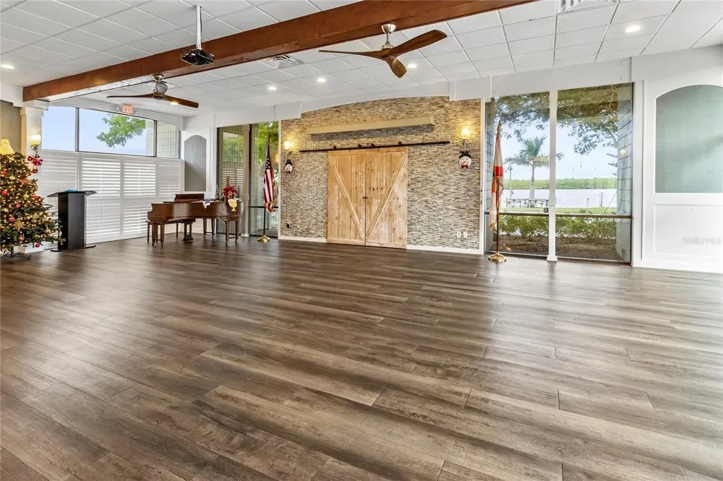 4340 Falmouth Drive Longboat Key FL 34228