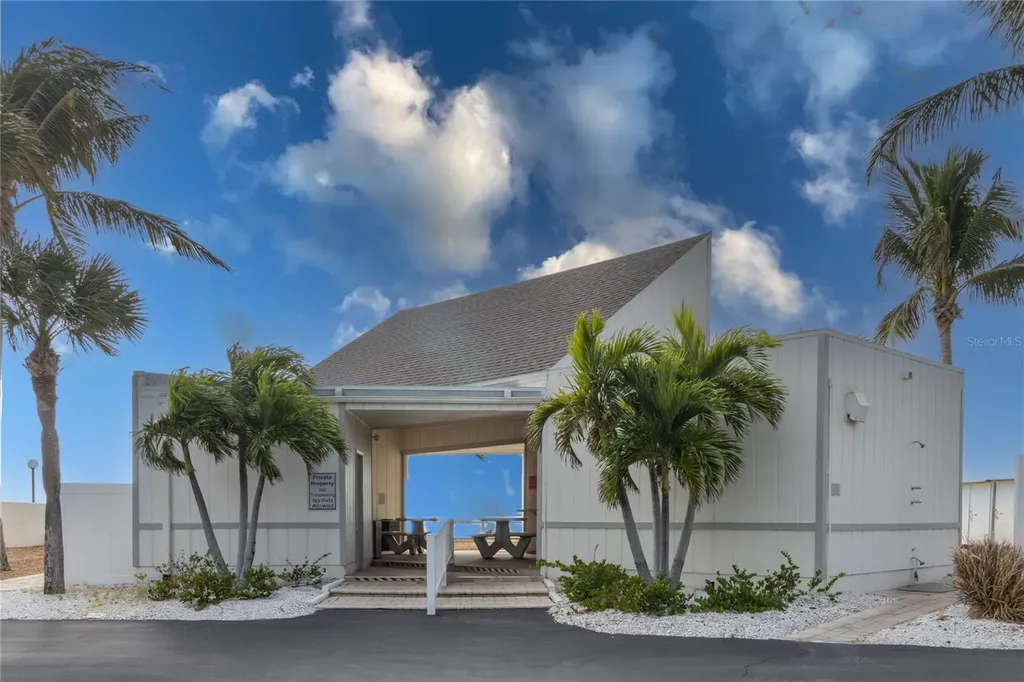 4340 Falmouth Drive Longboat Key FL 34228