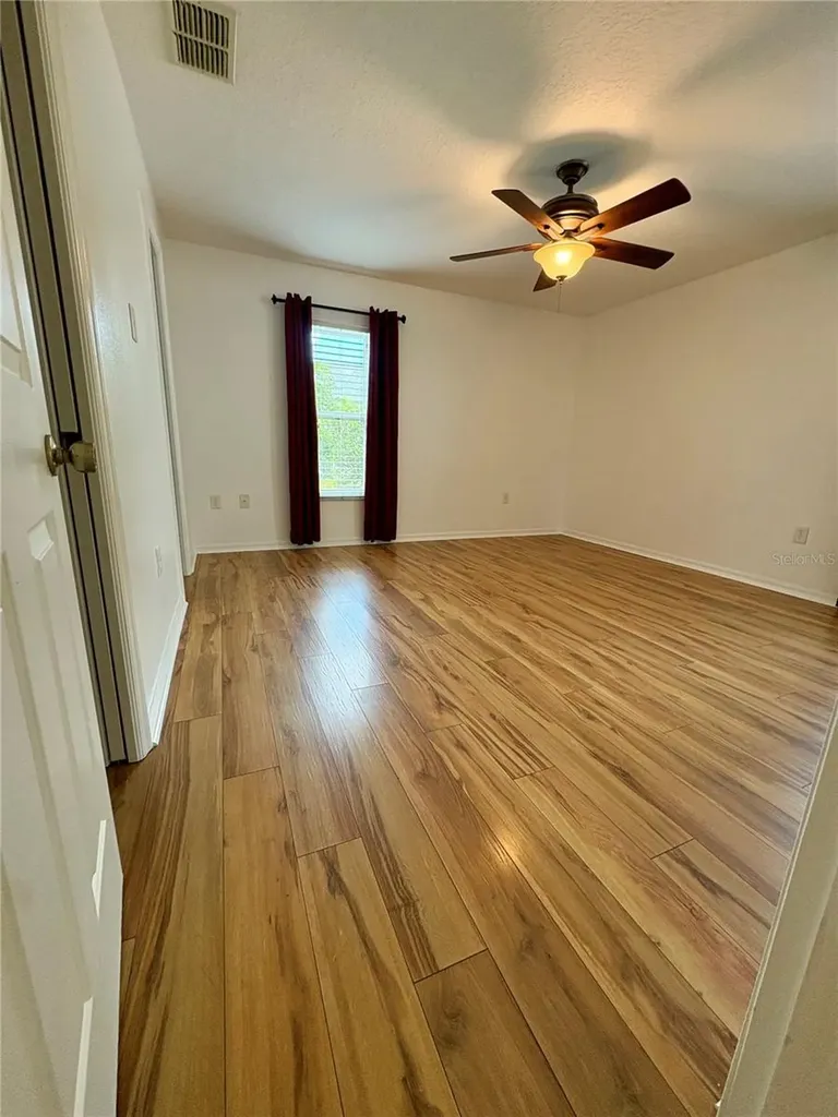 9221 Estrada Place New Port Richey FL 34655