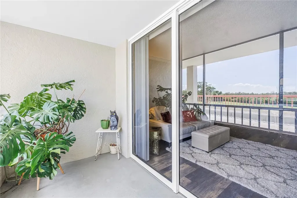 2333 Feather Sound Drive Clearwater FL 33762