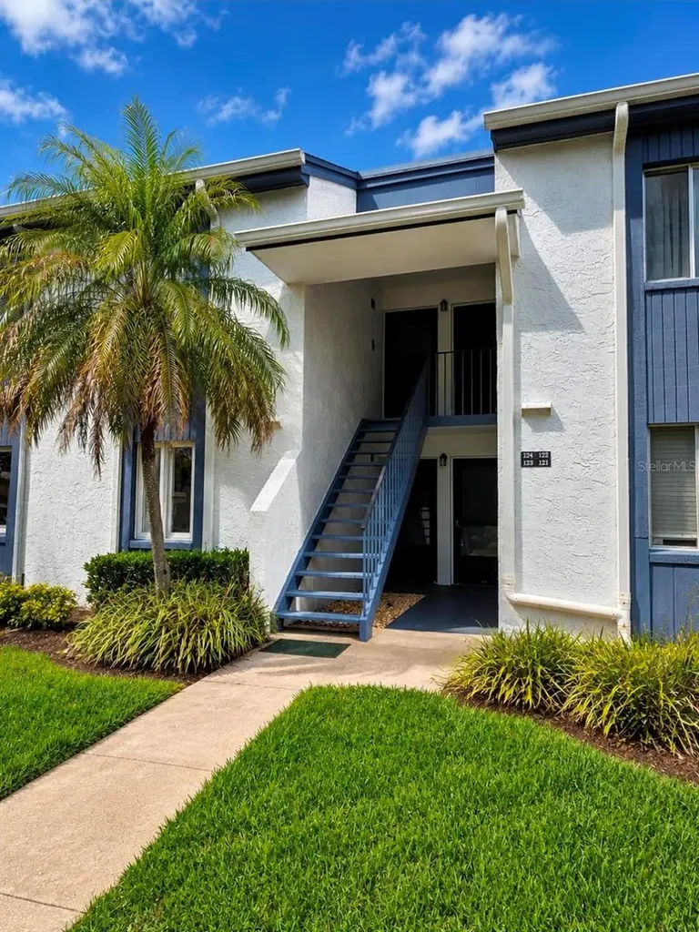 123 Cypress Lane Oldsmar FL 34677
