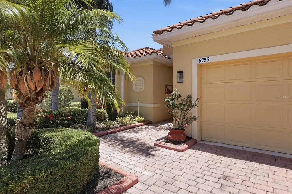 6755 41st Street Circle E Sarasota FL 34243