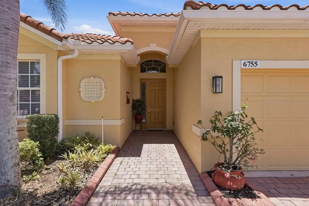 6755 41st Street Circle E Sarasota FL 34243