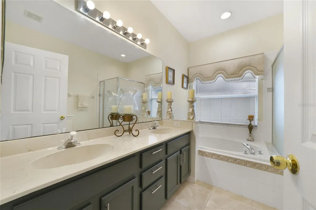 8376 Port Lancashire Drive Orlando FL 32829