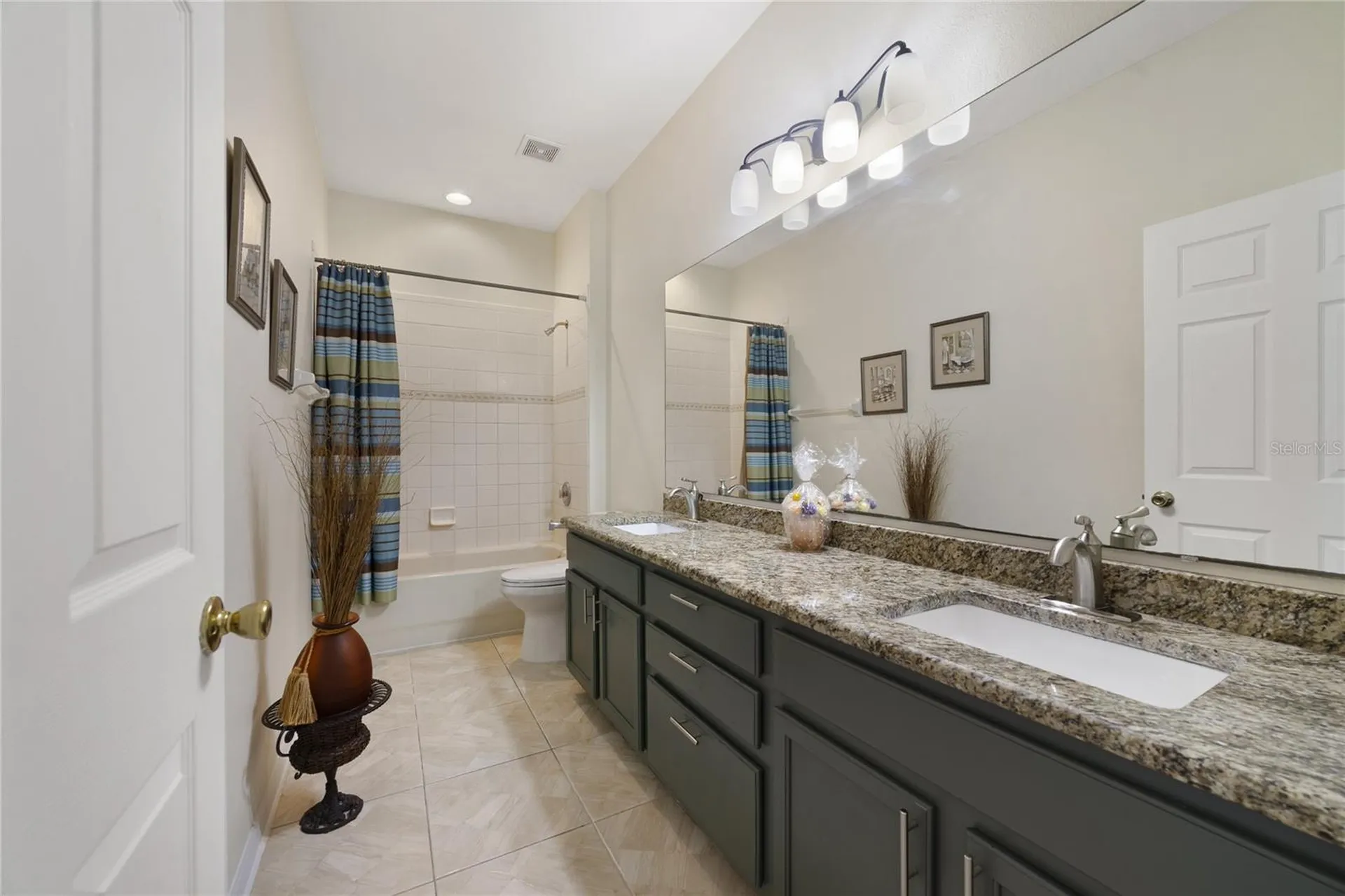 8376 Port Lancashire Drive Orlando FL 32829
