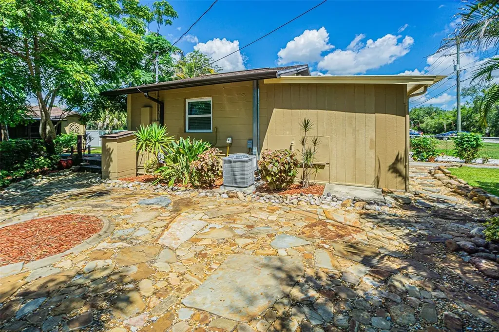 11350 Memorial Highway Tampa FL 33635