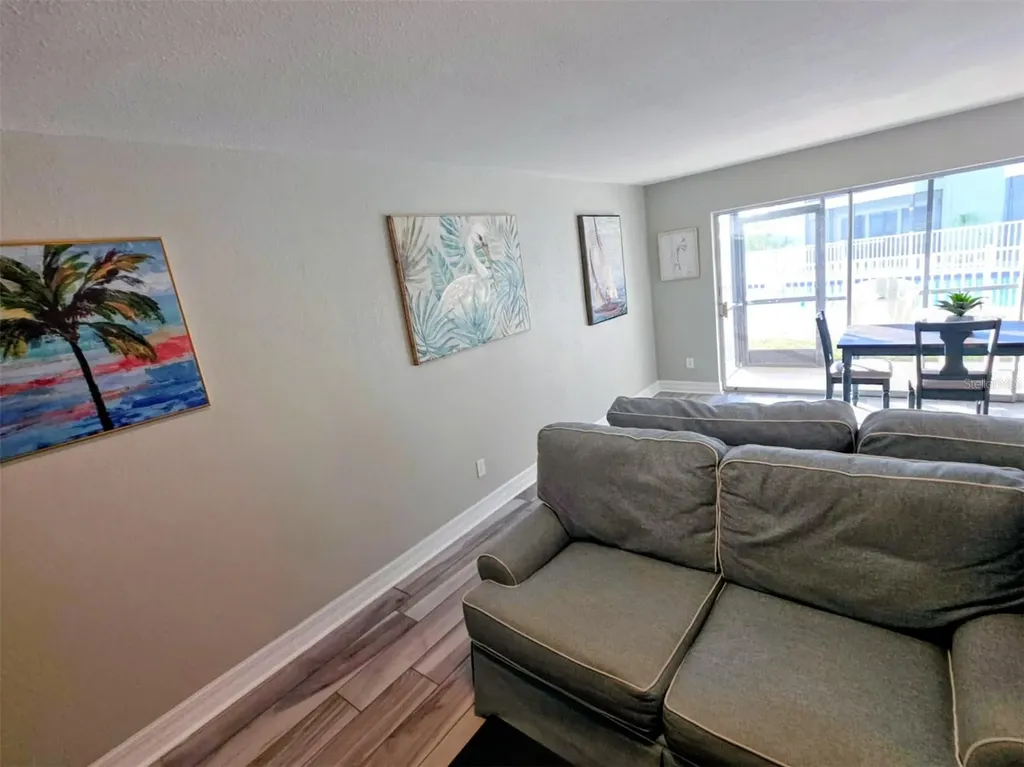 2566 Gary Circle Dunedin FL 34698