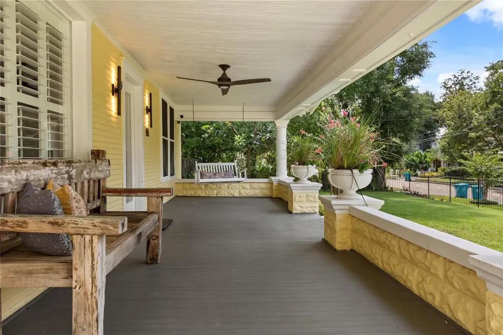209 E Amelia Street Orlando FL 32801