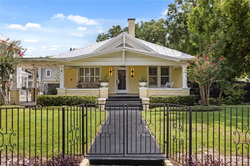 209 E Amelia Street Orlando FL 32801