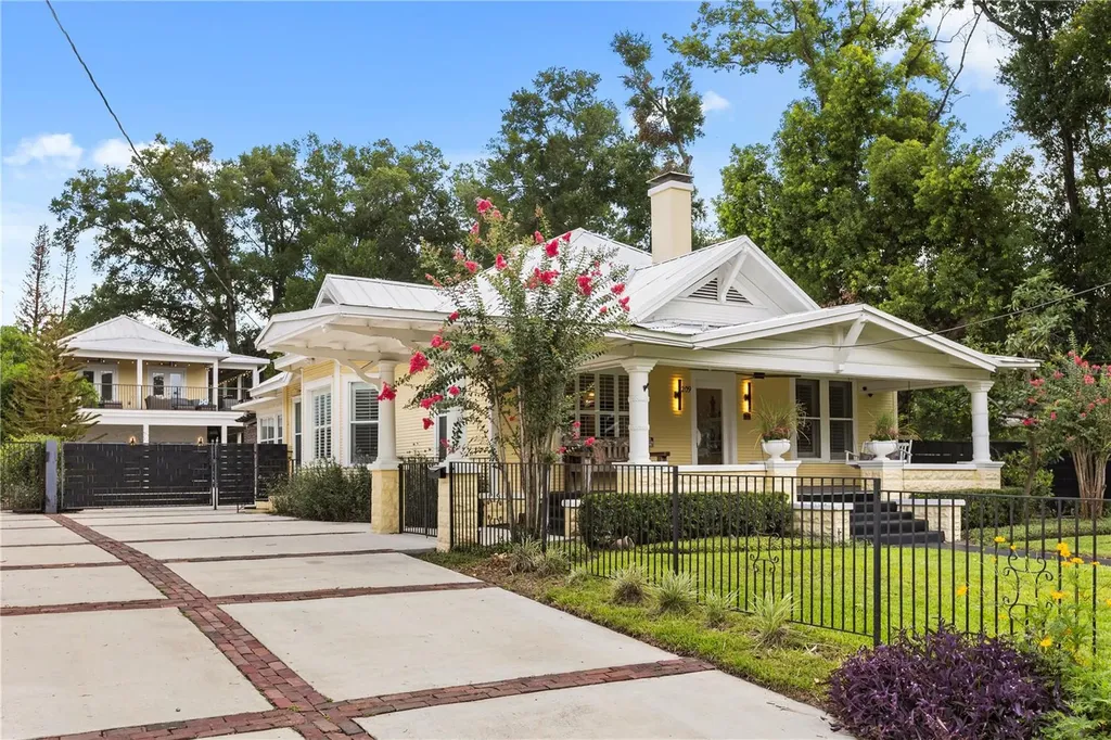 209 E Amelia Street Orlando FL 32801